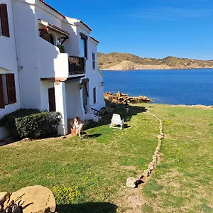 https://casa-con-jardin-vistas-al-mar-y-atardecer-en-es-mercadal.balearic-islands.net